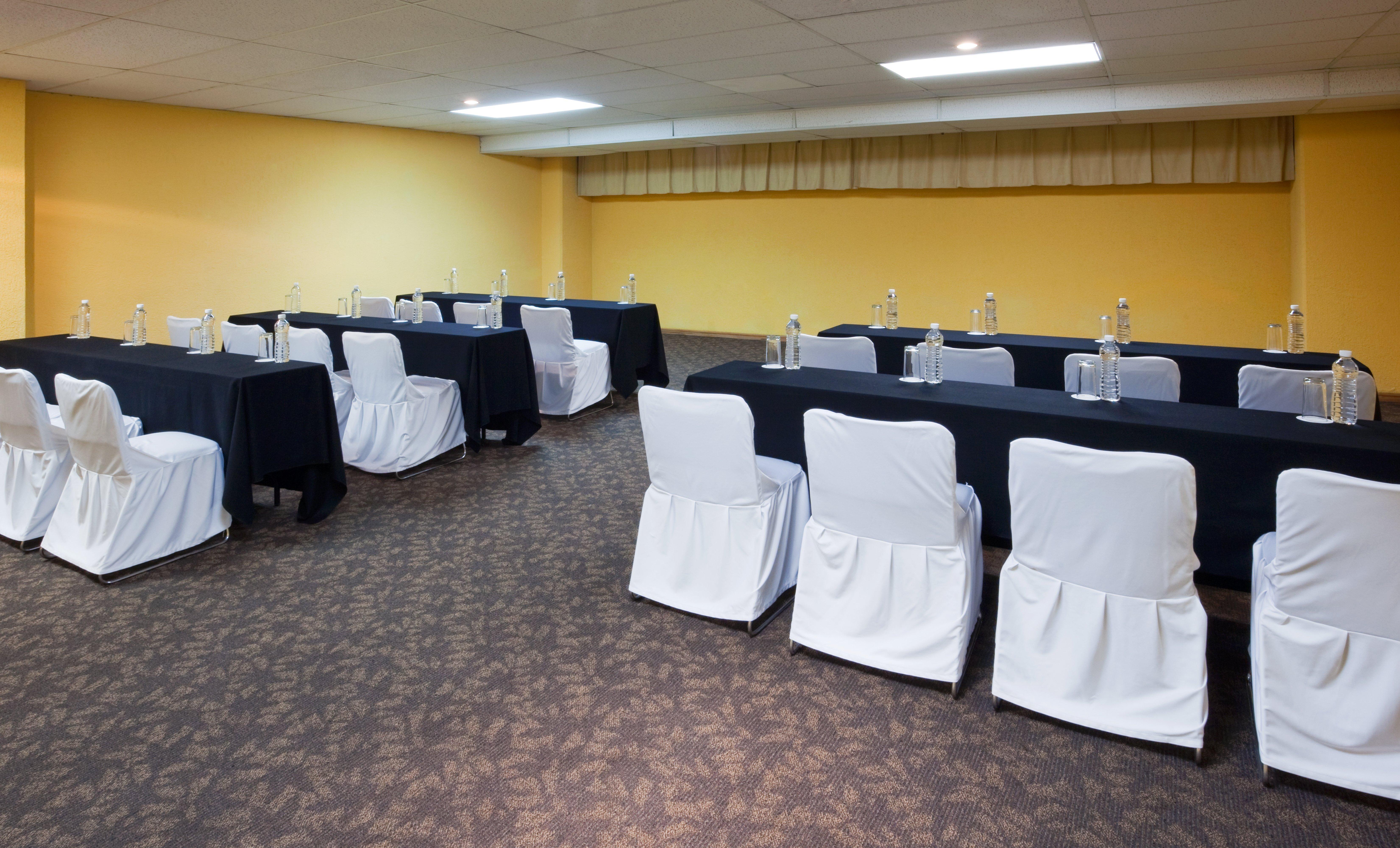Holiday Inn Queretaro Zona Diamante By Ihg Exteriör bild