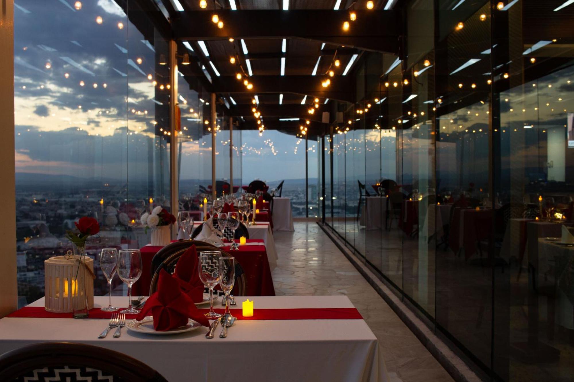 Holiday Inn Queretaro Zona Diamante By Ihg Exteriör bild